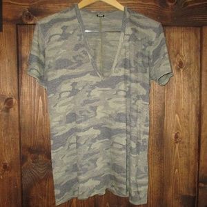 Monrow Camo Green V-Neck Shirt